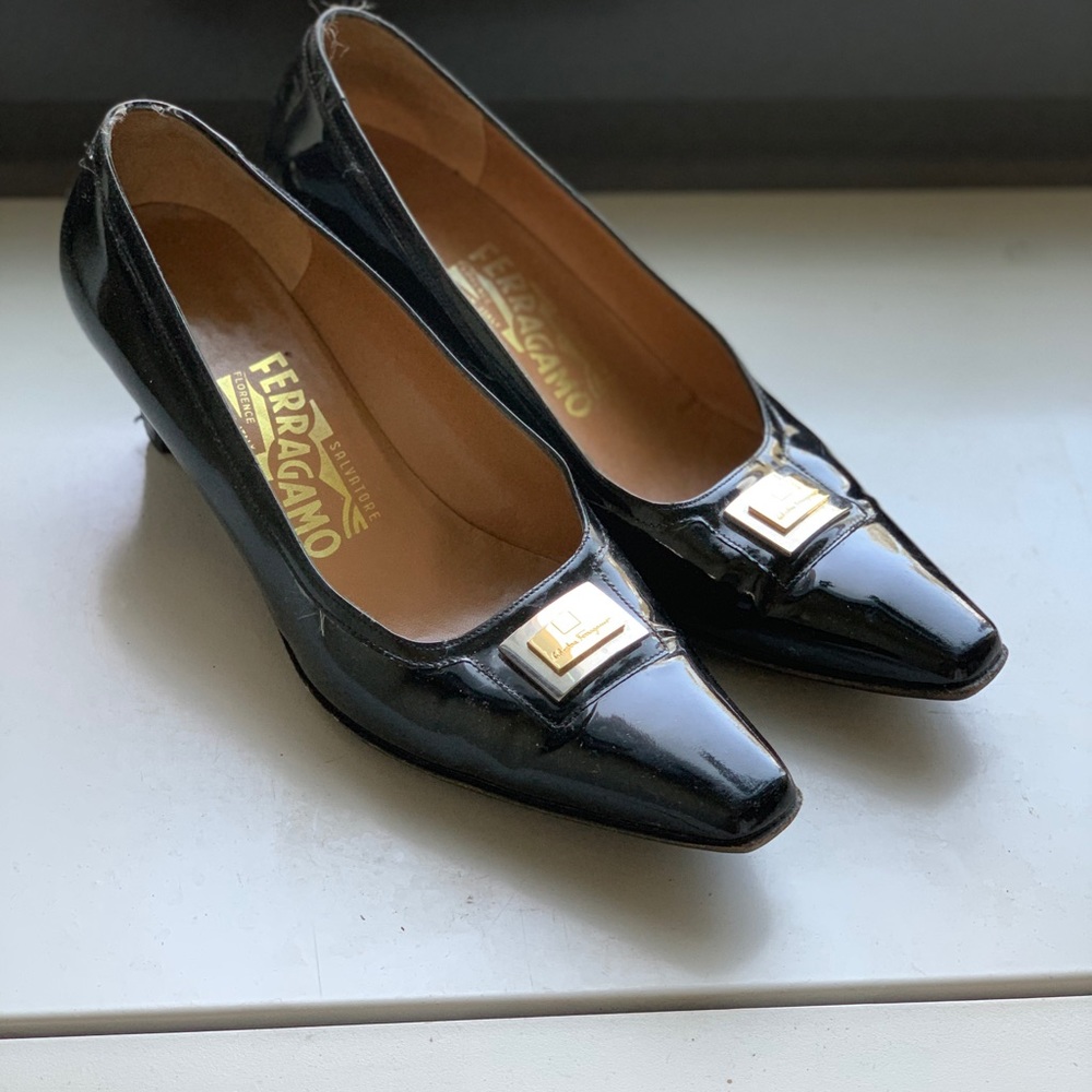 Salvatore Ferragamo black pumps